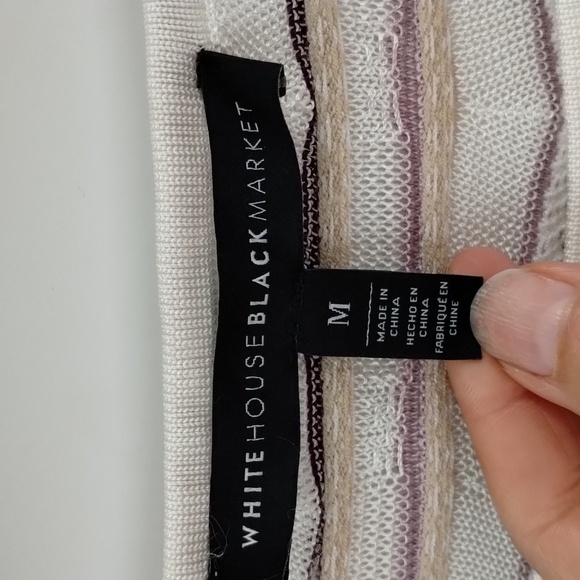 WHBM tan purple & white lightweight sweater size medium zig zag design shimmer - Picture 3 of 7
